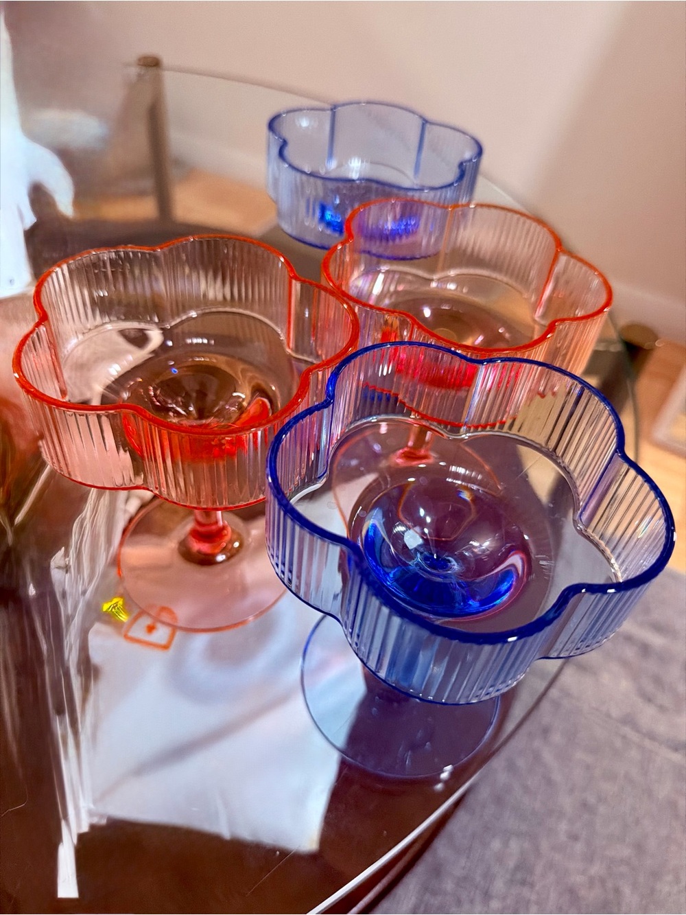 Set of 4 Flower-Edge Glass Dessert Cups in Blue and & Orange/Red - BRAND NEW